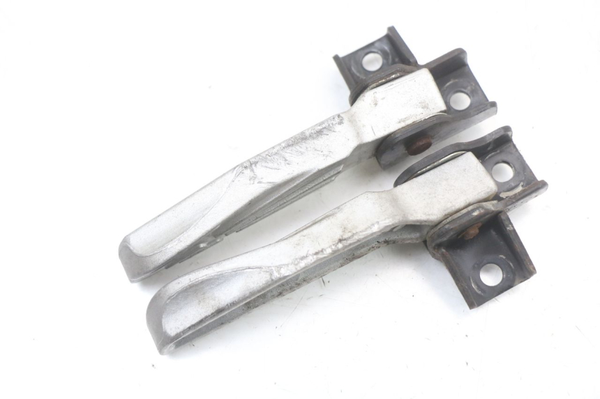 photo de PAIRE CALE PIED ARRIERE SYM FIDDLE 3 III 50 (2014 - 2020)