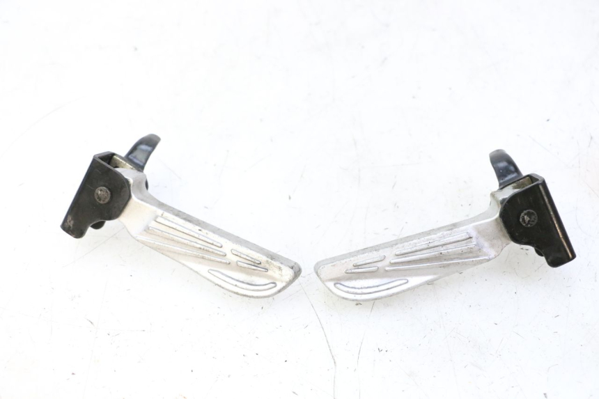 photo de PAIRE CALE PIED ARRIERE PEUGEOT TWEET PRO CARGO 50 (2018 - 2020)