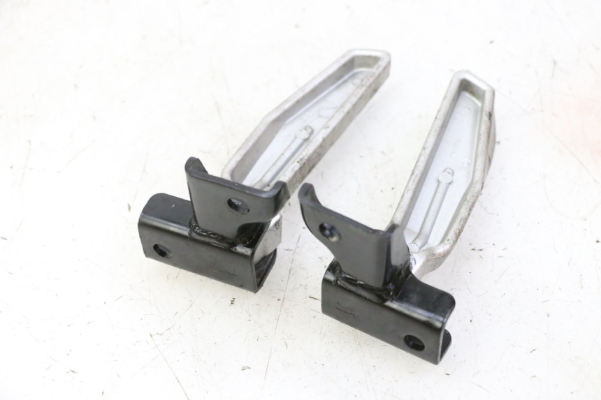 photo de PAIRE CALE PIED ARRIERE PEUGEOT TWEET PRO CARGO 50 (2018 - 2020)