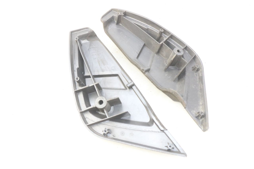 photo de PAIRE CALE PIED ARRIERE PIAGGIO X9 EVOLUTION 500 (2003 - 2005)