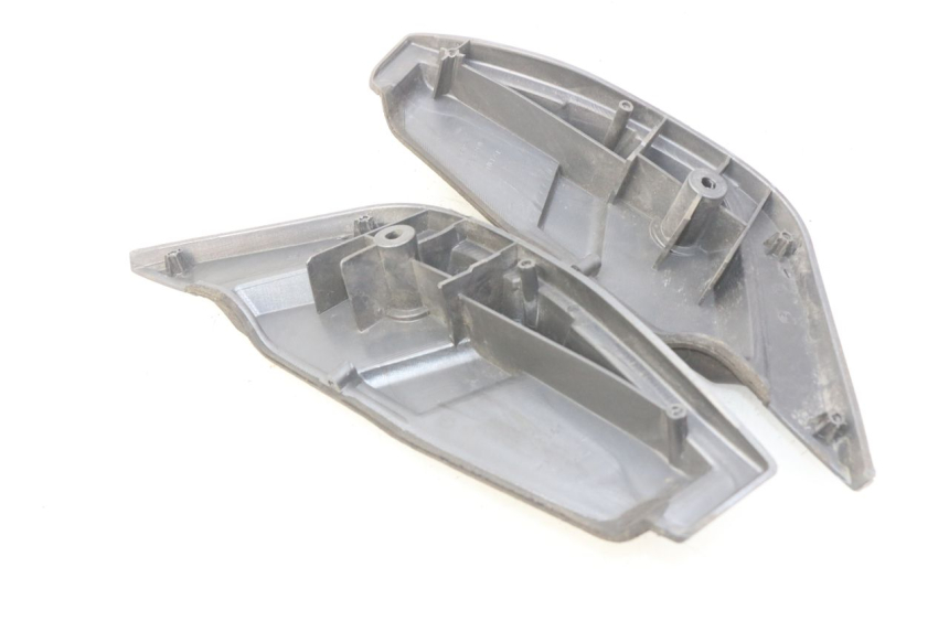 photo de PAIRE CALE PIED ARRIERE PIAGGIO X9 EVOLUTION 500 (2003 - 2005)