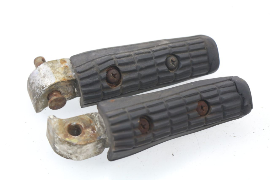 photo de PAIRE CALE PIED ARRIERE YAMAHA XJN XJ N DIVERSION 600 (1994 - 1997)