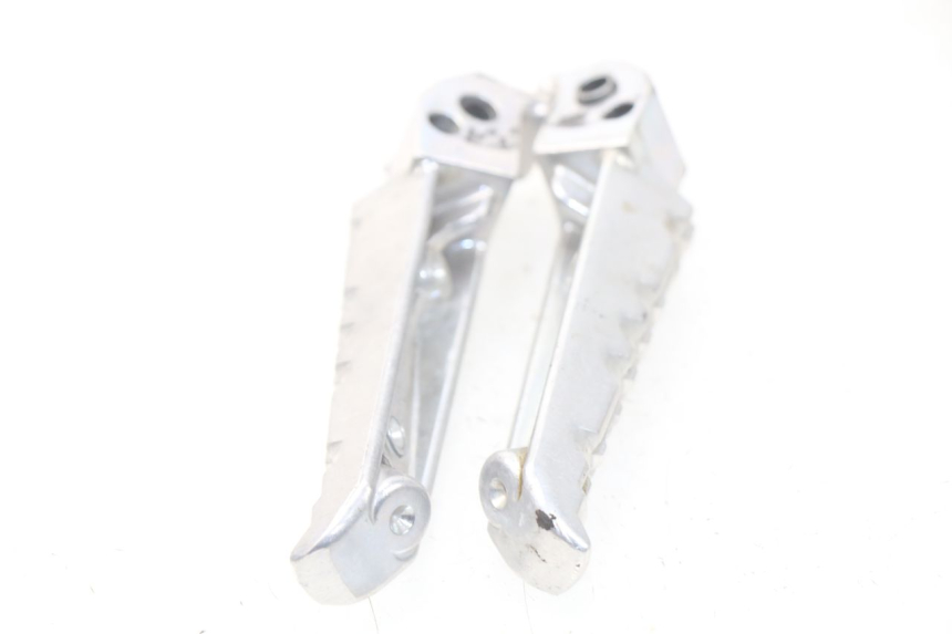 photo de PAIRE CALE PIED ARRIERE YAMAHA YP T-MAX TMAX 530 (2017 - 2020)