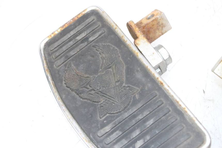 photo de PAIRE CALE PIED AVANT HYOSUNG GV AQUILA 125 (2000 - 2004)