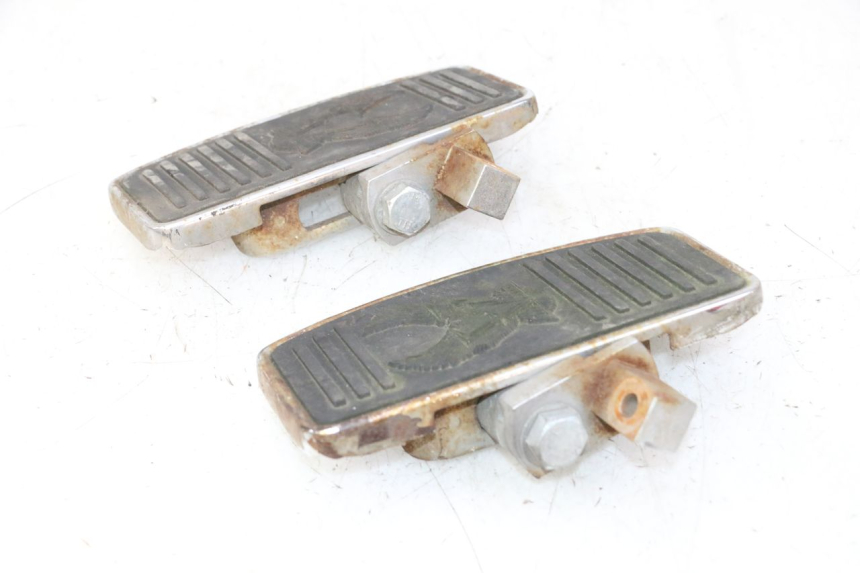 photo de PAIRE CALE PIED AVANT HYOSUNG GV AQUILA 125 (2000 - 2004)