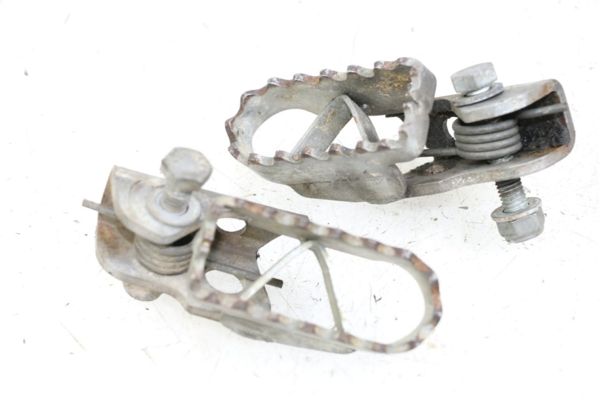 photo de PAIRE CALE PIED AVANT SHERCO CITY CORP 125 (2003 - 2007)