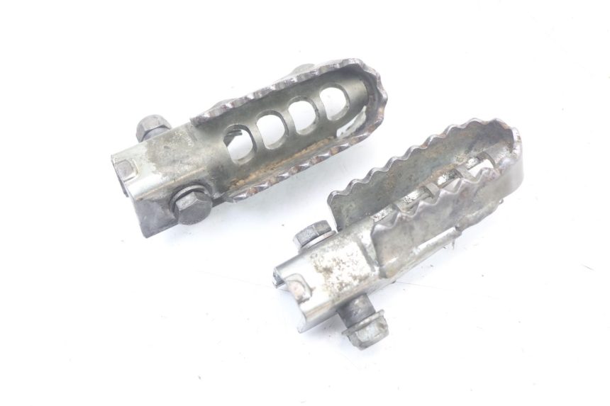 photo de PAIRE CALE PIED AVANT DERBI SENDA SM DRD X-TREME 50 (2011 - 2017)