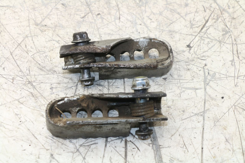 photo de PAIRE CALE PIED AVANT DERBI SENDA SM DRD X-TREME 50 (2011 - 2017)