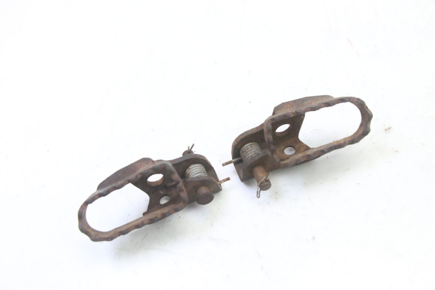 photo de PAIRE CALE PIED AVANT APRILIA ETX 125 (1998 - 2002)