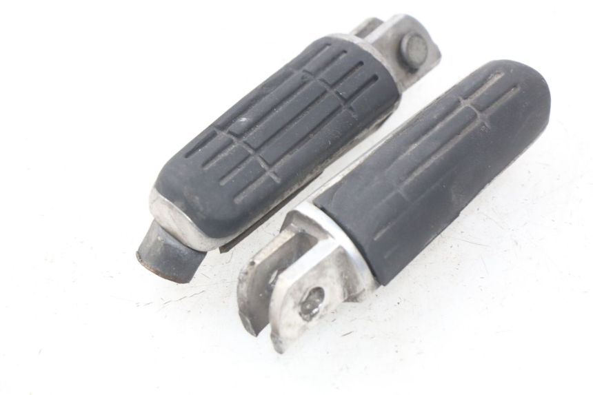 photo de PAIRE CALE PIED AVANT YAMAHA FJR ABS 1300 (2006 - 2012)