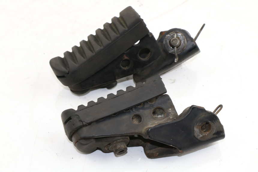 photo de PAIRE CALE PIED AVANT HONDA CLR CITYFLY 125 (1998 - 2003)