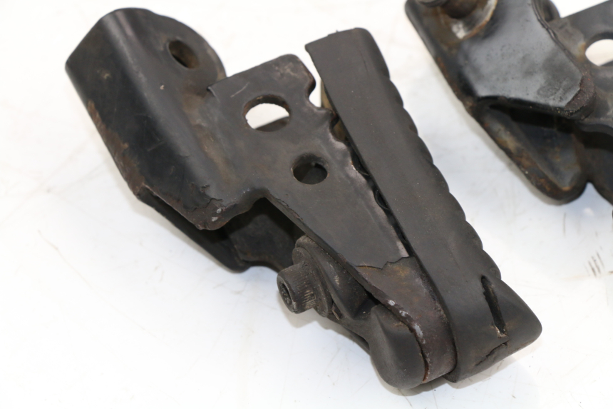 photo de PAIRE CALE PIED AVANT HONDA CLR CITYFLY 125 (1998 - 2003)