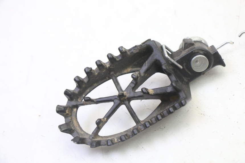 photo de PAIRE CALE PIED AVANT APOLLO RFZ 125