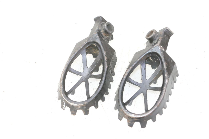 photo de PAIRE CALE PIED AVANT APOLLO RFZ 125