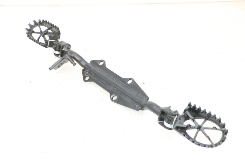 photo de PAIRE CALE PIED AVANT APOLLO RFZ 125