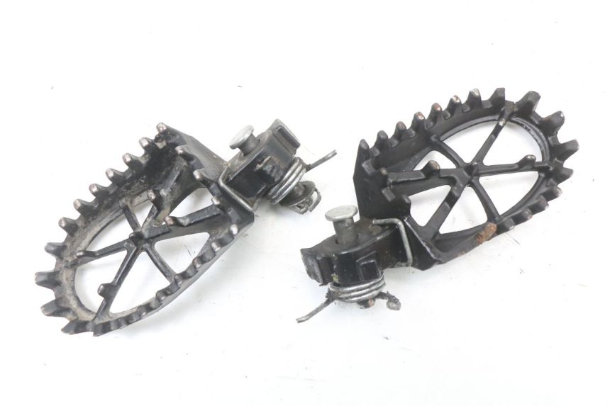 photo de PAIRE CALE PIED AVANT APOLLO RFZ 140