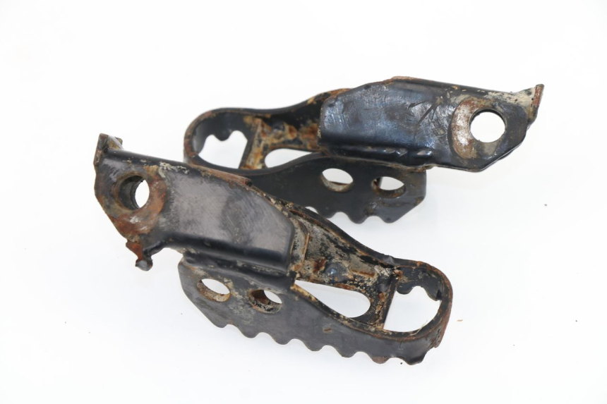 photo de PAIRE CALE PIED AVANT SUZUKI RMX 50 (1996 - 2001)