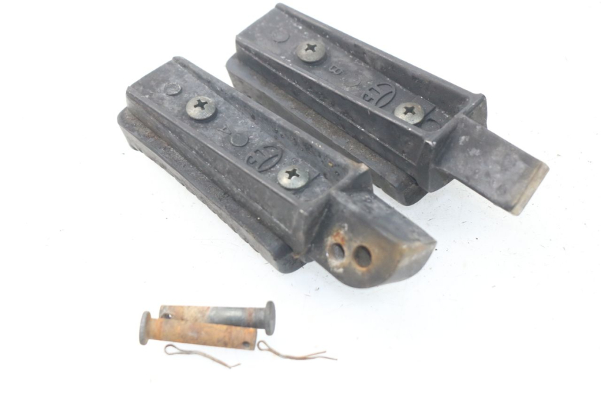 photo de PAIRE CALE PIED AVANT MASH SEVENTY FIVE 125 (2013 - 2021) - Détail de la pièce