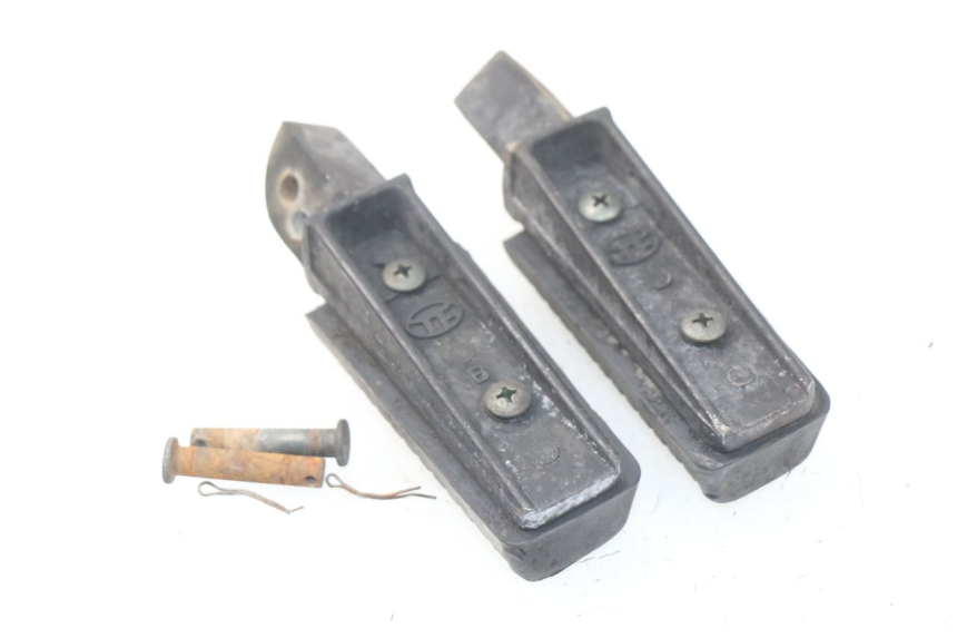 photo de PAIRE CALE PIED AVANT MASH SEVENTY FIVE 125 (2013 - 2021) - Zoom état d’usage