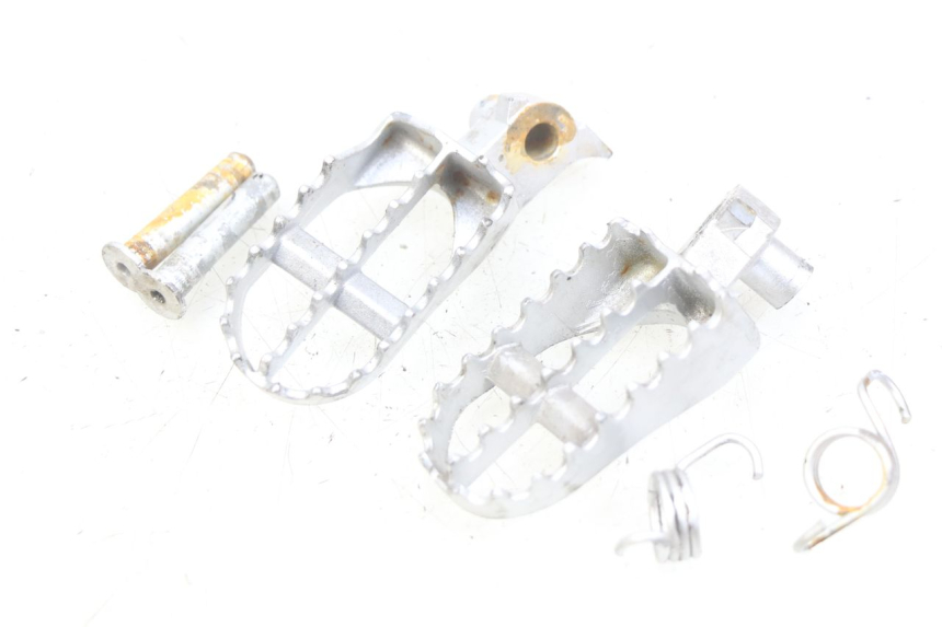 photo de PAIRE CALE PIED AVANT GAS-GAS SM ROOKIE 50 (2001 - 2005) - Vue principale