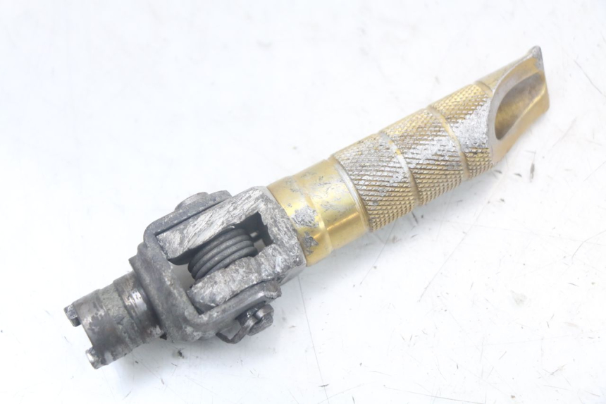 photo de PAIRE CALE PIED AVANT SUZUKI SV N 650 (1999 - 2002)