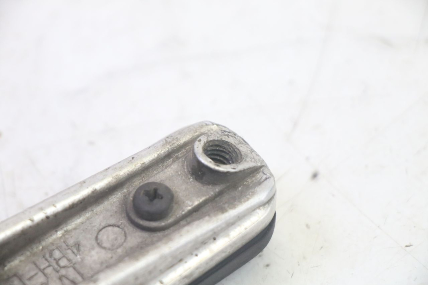 photo de PAIRE CALE PIED AVANT YAMAHA TDM ABS 900 (2002 - 2014) - État de surface