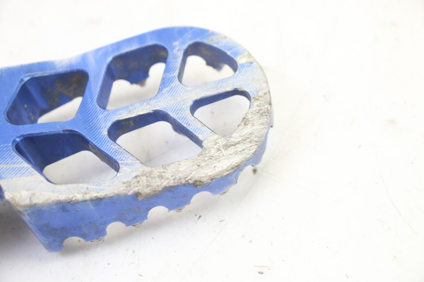 photo de PAIRE CALE PIED AVANT YAMAHA YZ-F YZF 250 (2014 - 2018)