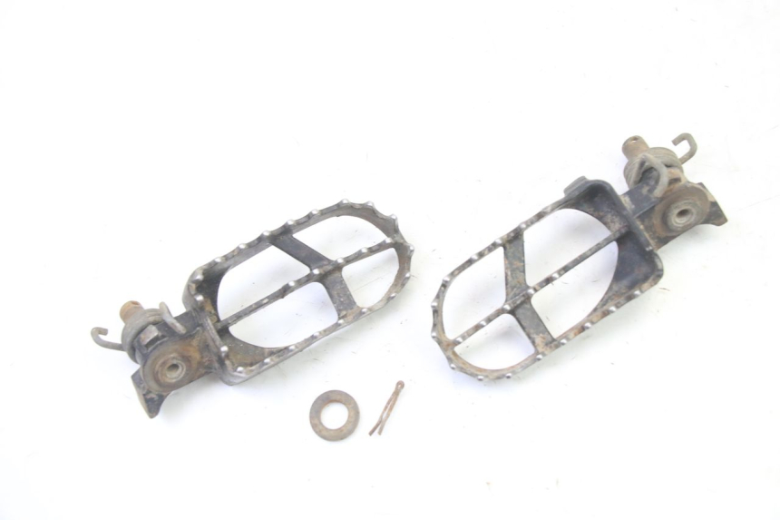 photo de PAIRE CALE PIED AVANT YAMAHA YZ 85 (2022 - 2025)