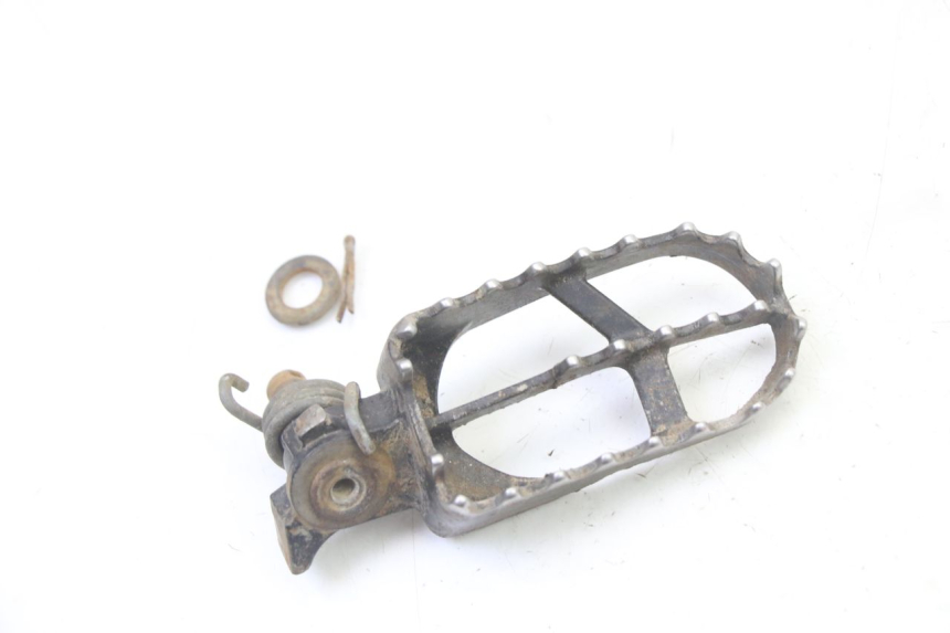 photo de PAIRE CALE PIED AVANT YAMAHA YZ 85 (2022 - 2025)