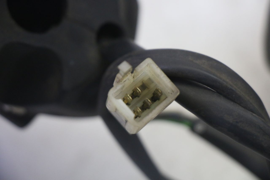 photo de PAIRE COMMODOS PEUGEOT SATELIS 125 (2006 - 2009)