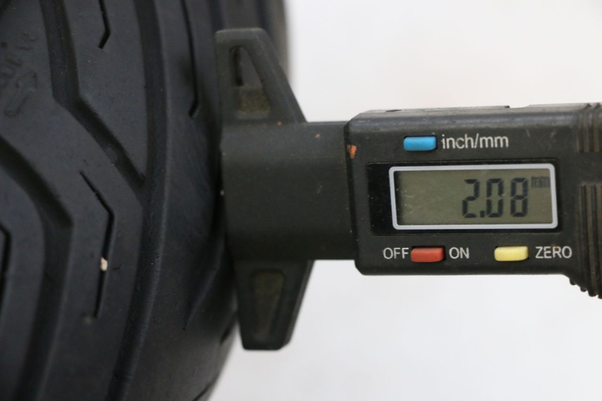 photo de PAIRE JANTES PIAGGIO MP3 HPE 300 (2019 - 2026) - Autre angle de vue