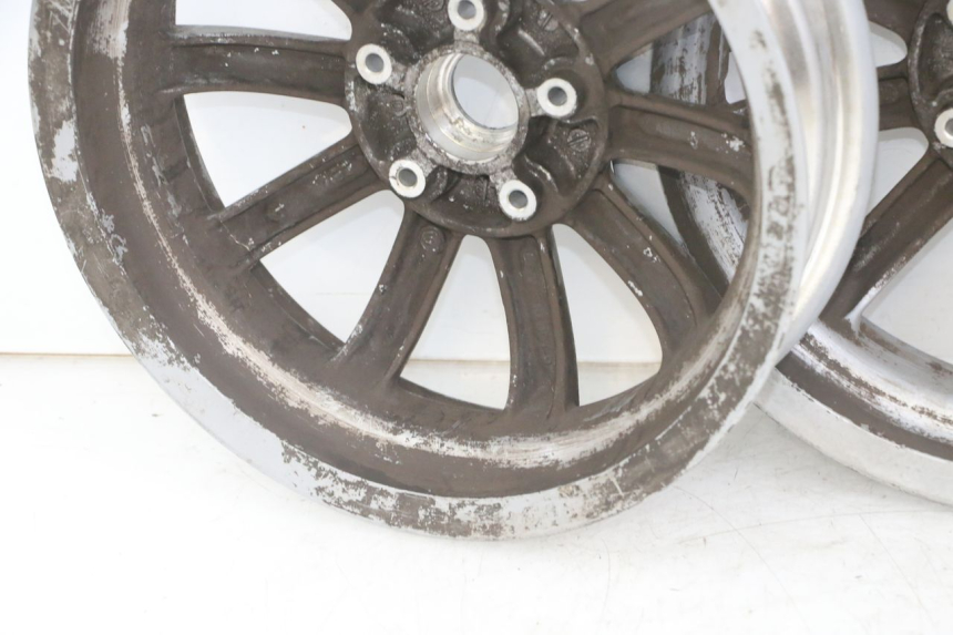 photo de PAIRE JANTE PIAGGIO MP3 LT 300 (2010 - 2016)