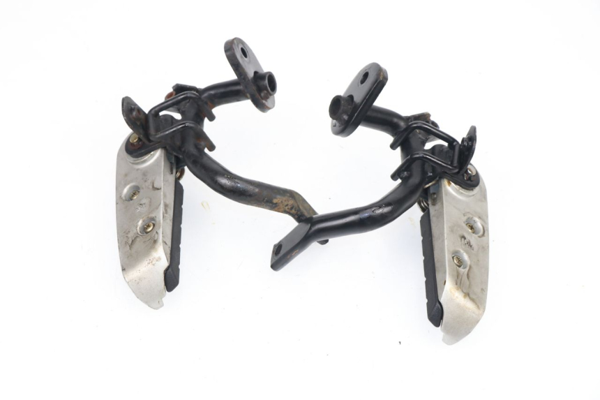 photo de PAIRE PLATINE CALE PIED ARRIERE SYM GTS 250 (2005 - 2008)