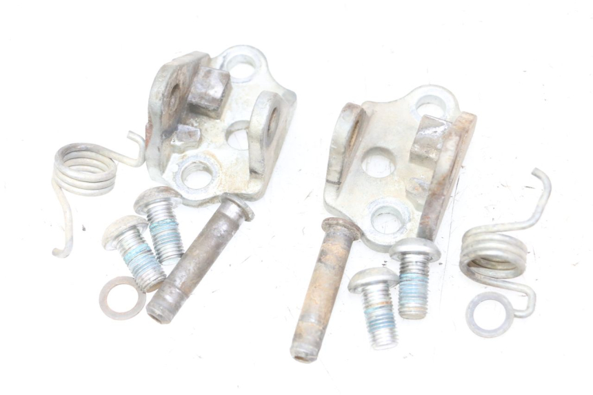 photo de PAIRE PLATINE CALE PIED AVANT YAMAHA YZ-F YZF 250 (2014 - 2018)