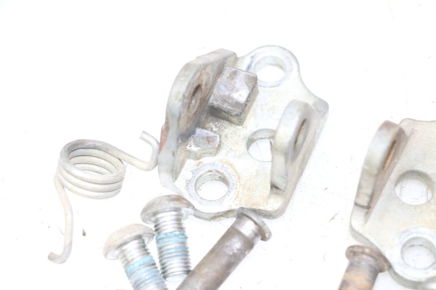 photo de PAIRE PLATINE CALE PIED AVANT YAMAHA YZ-F YZF 250 (2014 - 2018)