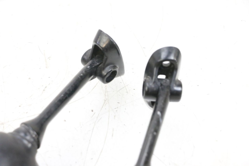 photo de PAIRE RETROVISEURS SUZUKI GSXR GSX-R 1000 (2003 - 2004) - Points de fixation