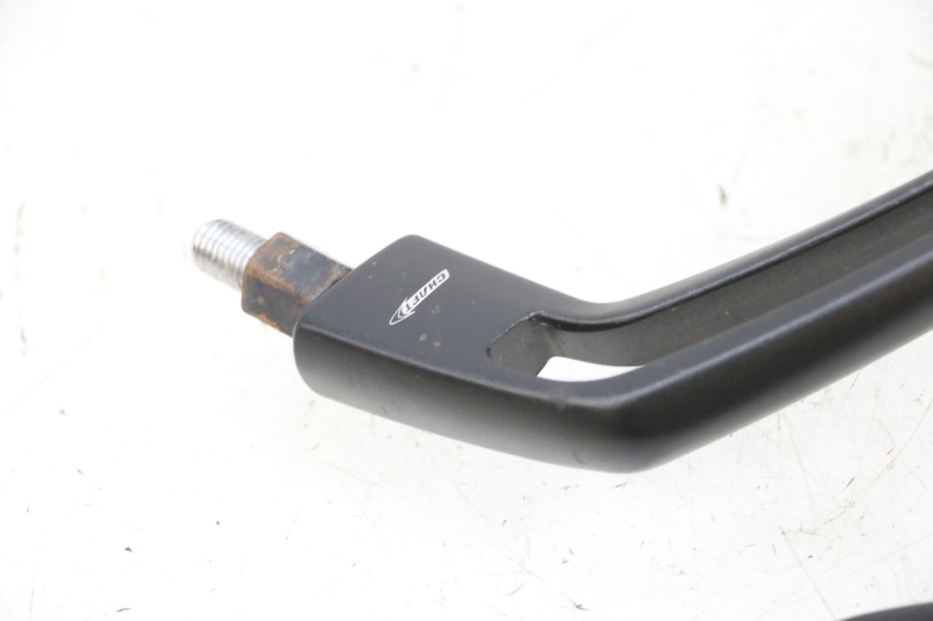 photo de PAIRE RETROVISEURS KAWASAKI ZR 7 750 (1999 - 2001) - Gros plan technique