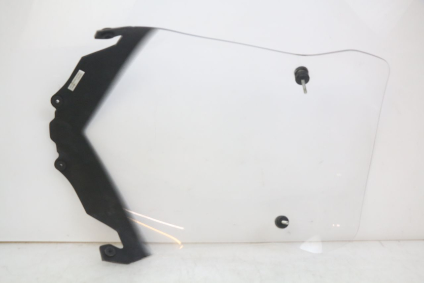 photo de PARE BRISE PEUGEOT CITYSTAR AIR 125 (2014 - 2017) - Points de fixation