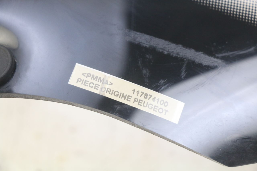 photo de PARE BRISE PEUGEOT CITYSTAR AIR 125 (2014 - 2017) - Marquages et références