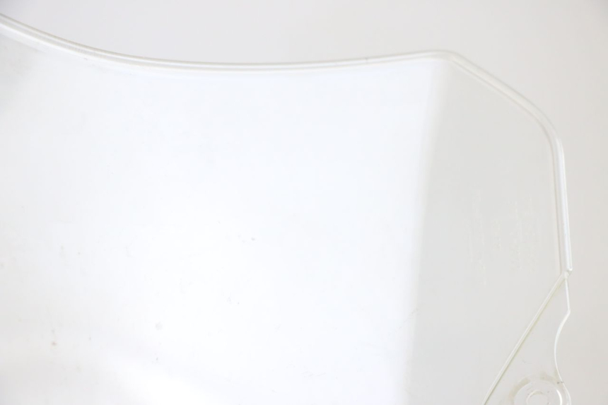 photo de PARE BRISE SUZUKI DL V STROM 1000 (2002 - 2007) - Gros plan technique