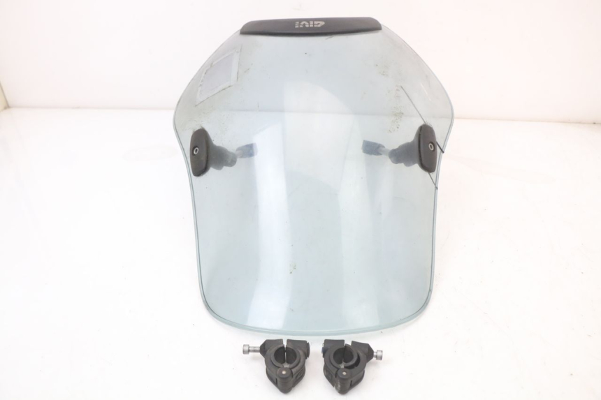 photo de PARE BRISE SUZUKI GN 125 (1997 - 2000)