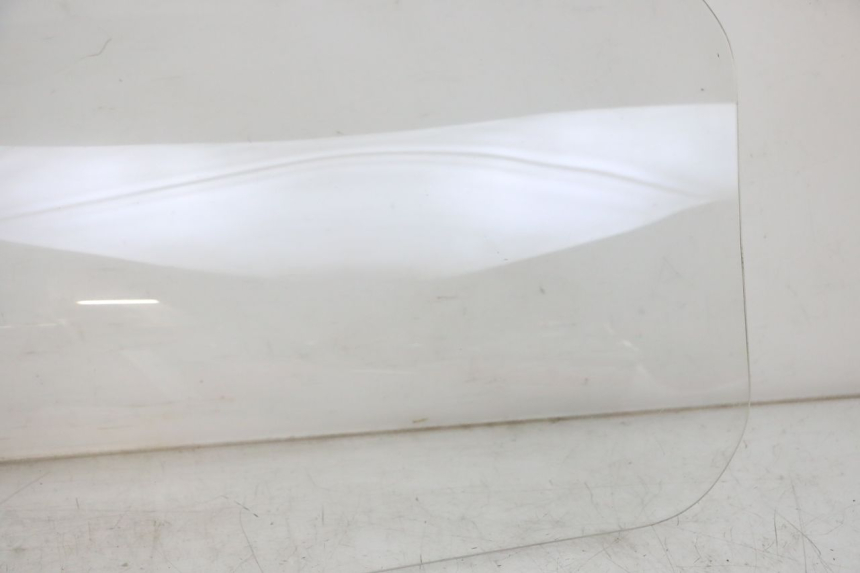 photo de PARE BRISE SUZUKI BURGMAN 125 (2018 - 2021)