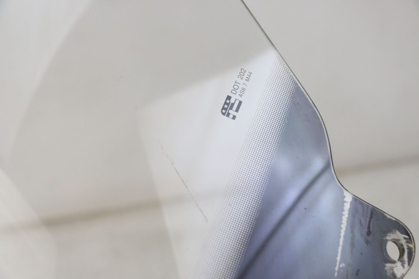 photo de PARE BRISE SUZUKI BURGMAN 125 (2018 - 2021)