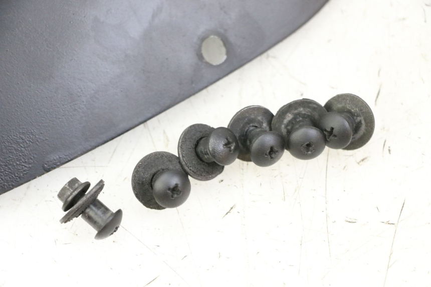 photo de PARE BRISE YAMAHA TZR 50 (2008 - 2016)