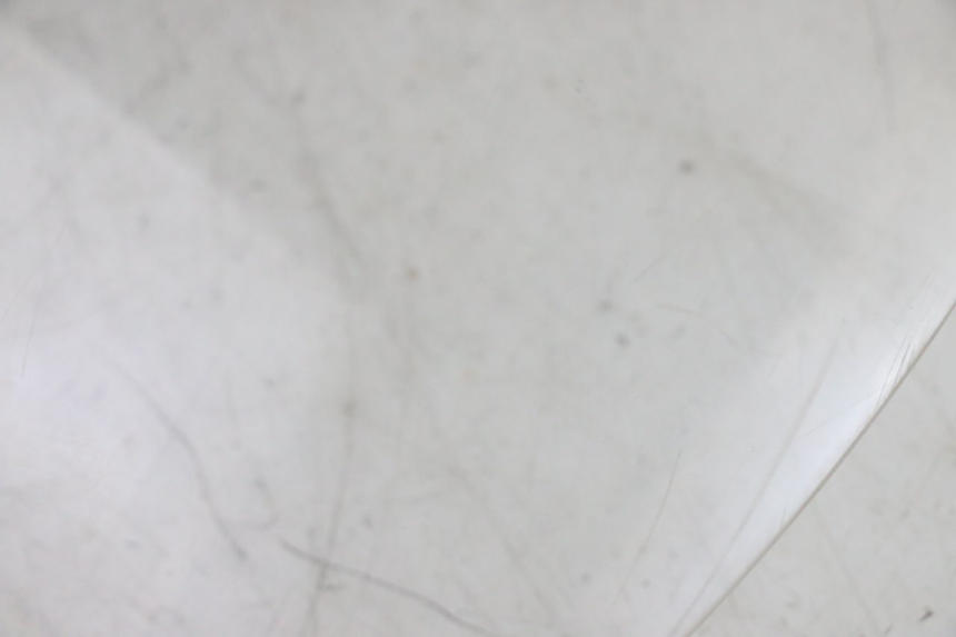 photo de PARE BRISE PIAGGIO VESPA GTS SUPER IE 125 (2009 - 2016) - Pièce contrôlée