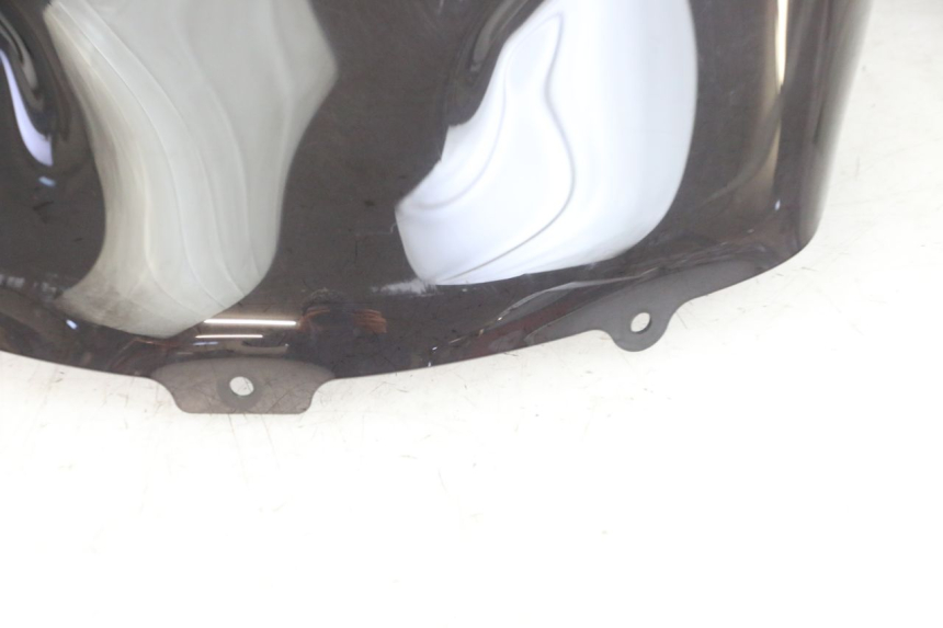 photo de PARE BRISE YAMAHA XMAX X-MAX 125 (2006 - 2009) - Vue rapprochée