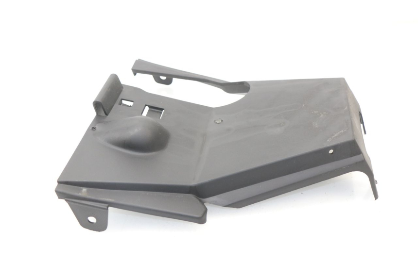 photo de PASSAGE ROUE ARRIERE KYMCO AGILITY PREMIUM 50 (2007 - 2010)
