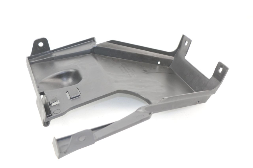 photo de PASSAGE ROUE ARRIERE KYMCO AGILITY PREMIUM 50 (2007 - 2010)