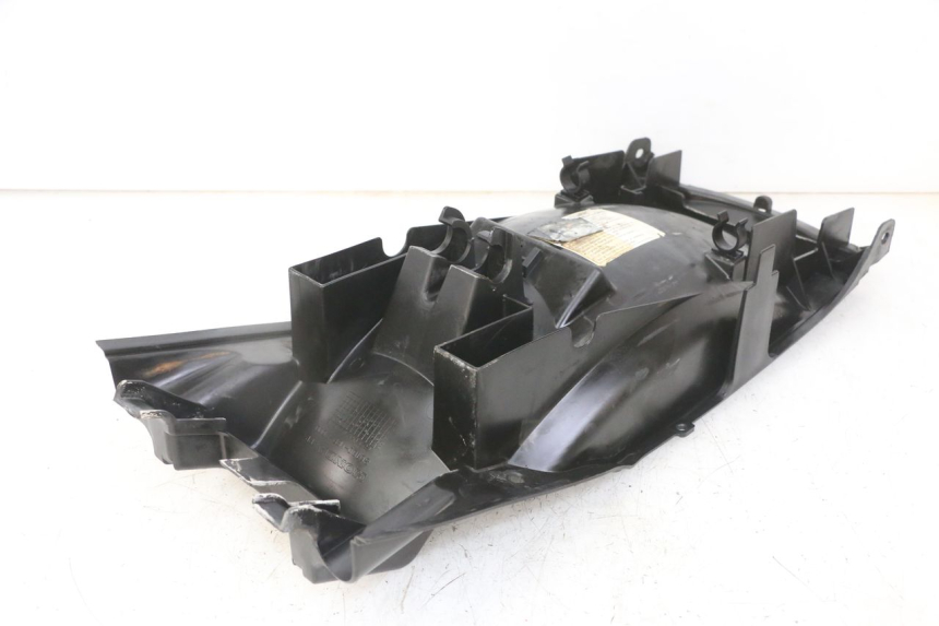 photo de PASSAGE ROUE ARRIERE HONDA CBF 500 (2004 - 2007)