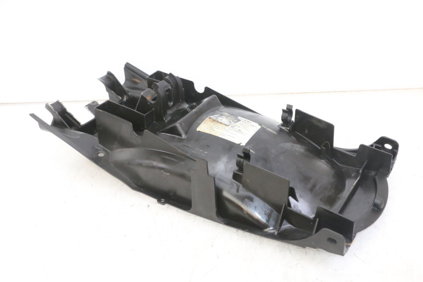 photo de PASSAGE ROUE ARRIERE HONDA CBF 500 (2004 - 2007)